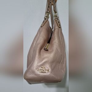 Coach, Vintage 3 compartment bag in a shiny pale pink